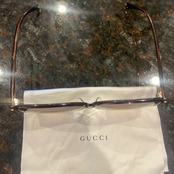 Gucci sunglasses - Picture 4 of 5